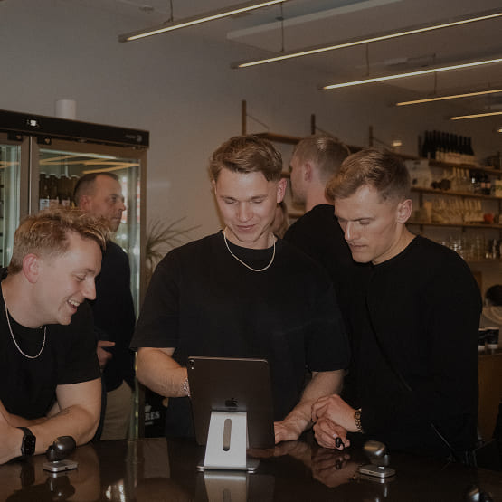 Hos Wavell får du ansvar og muligheten til å forme både din egen rolle og selskapets retning.